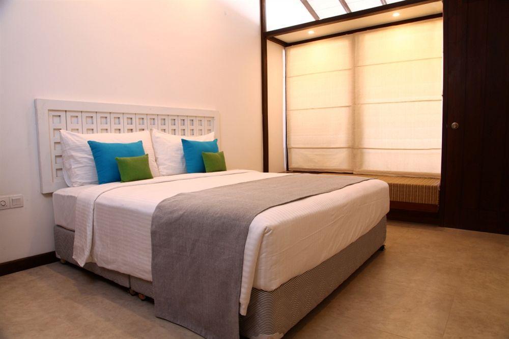 Blue Oceanic Beach Hotel Negombo Zewnętrze zdjęcie